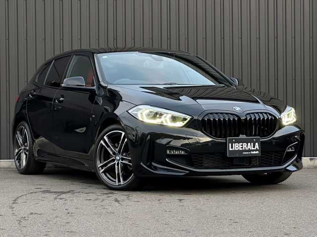 ＢＭＷ １１８ｄ Mスポーツ EDジョイ+ 福島県 2020(令2)年 3.6万km サファイアブラックP 純正ナビ(BT/USB)/バックカメラ/ミラー一体型ETC/前後ドライブレコーダー/ステアリングスイッチ/アクティブクルーズコントロール/インテリジェントセーフティ/コンフォートアクセス/レザーシート/シートヒーター/パワーシート/パワーバックドア/純正18AW/ワイアレスチャージャー/オートホールド/取扱説明書/保証書/スペアキー