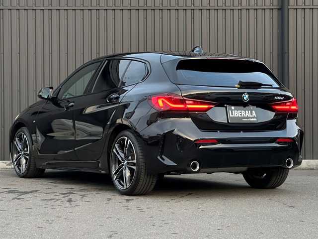 ＢＭＷ １１８ｄ Mスポーツ EDジョイ+ 福島県 2020(令2)年 3.6万km サファイアブラックP 純正ナビ(BT/USB)/バックカメラ/ミラー一体型ETC/前後ドライブレコーダー/ステアリングスイッチ/アクティブクルーズコントロール/インテリジェントセーフティ/コンフォートアクセス/レザーシート/シートヒーター/パワーシート/パワーバックドア/純正18AW/ワイアレスチャージャー/オートホールド/取扱説明書/保証書/スペアキー
