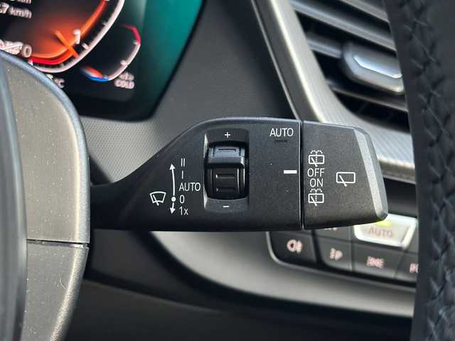 ＢＭＷ １１８ｄ Mスポーツ EDジョイ+ 福島県 2020(令2)年 3.6万km サファイアブラックP 純正ナビ(BT/USB)/バックカメラ/ミラー一体型ETC/前後ドライブレコーダー/ステアリングスイッチ/アクティブクルーズコントロール/インテリジェントセーフティ/コンフォートアクセス/レザーシート/シートヒーター/パワーシート/パワーバックドア/純正18AW/ワイアレスチャージャー/オートホールド/取扱説明書/保証書/スペアキー