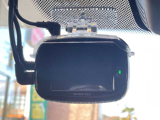 ＢＭＷ ５２３ｄ ツーリング Mスポーツ 福島県 2017(平29)年 7.1万km アルピンホワイトⅢ 黒革シート　全方位モニター　純正ナビ　バックカメラ　前後ドライブレコーダー　クルーズコントロール　パワーシート　シートヒーター　ステアリングスイッチ　革巻きステアリング　純正１９インチＡＷ　スペアキー