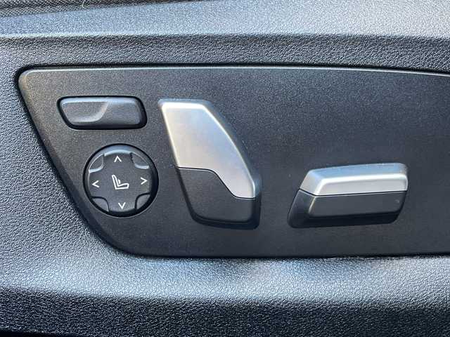 ＢＭＷ ５２３ｄ ツーリング Mスポーツ 福島県 2017(平29)年 7.1万km アルピンホワイトⅢ 黒革シート　全方位モニター　純正ナビ　バックカメラ　前後ドライブレコーダー　クルーズコントロール　パワーシート　シートヒーター　ステアリングスイッチ　革巻きステアリング　純正１９インチＡＷ　スペアキー