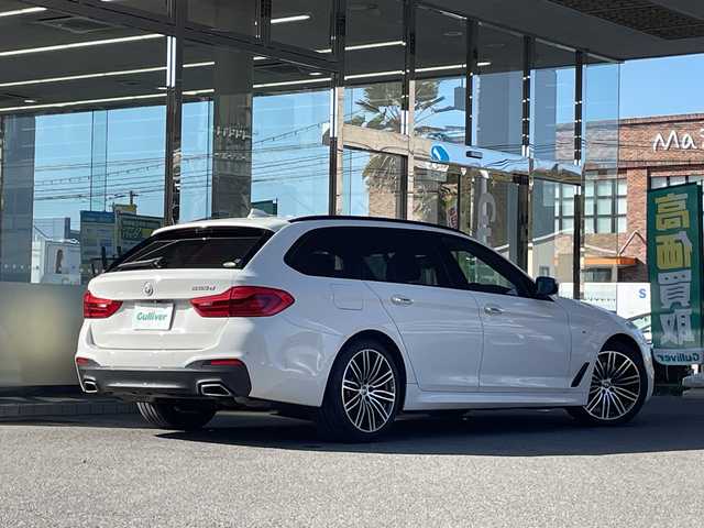 ＢＭＷ ５２３ｄ ツーリング Mスポーツ 福島県 2017(平29)年 7.1万km アルピンホワイトⅢ 黒革シート　全方位モニター　純正ナビ　バックカメラ　前後ドライブレコーダー　クルーズコントロール　パワーシート　シートヒーター　ステアリングスイッチ　革巻きステアリング　純正１９インチＡＷ　スペアキー