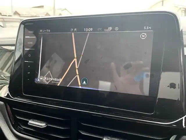 フォルクスワーゲン ＶＷ Ｔ－ロック TSI ブラックスタイル 東京都 2023(令5)年 1.5万km 青 2024年モデル/ワンオーナー/純正HDDナビ（AM・FM・BT・AppleCarPlay）/アダプティブクルーズコントロール/レーンキープアシストシステム/プリクラッシュブレーキシステム/ブラインドスポットアシスト/バックカメラ/横滑り防止装置/コーナーセンサー（前後）/オートライト/オートマチックハイビーム/ドライブレコーダー（前後）/パワーバックドア/純正18インチAW/純正LEDヘッドランプ/純正フロアマット/ブラックルーフレール/アイドリングストップ/ETC/保証書/取扱説明書/スペアキー有り（1本）