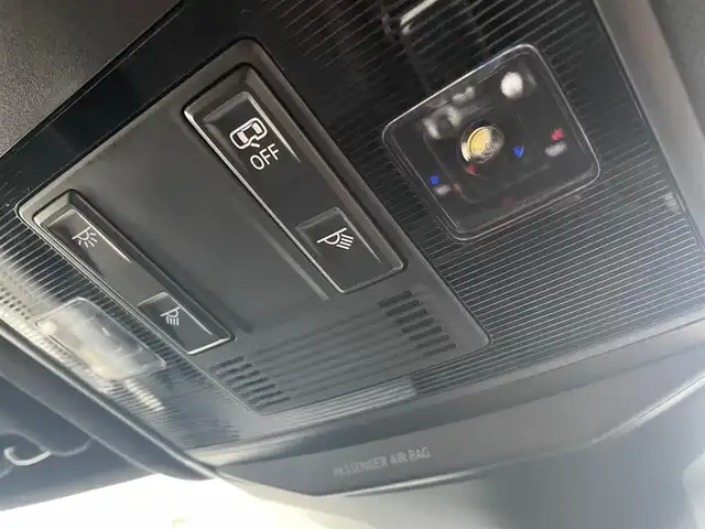 フォルクスワーゲン ＶＷ Ｔ－ロック TSI ブラックスタイル 東京都 2023(令5)年 1.5万km 青 2024年モデル/ワンオーナー/純正HDDナビ（AM・FM・BT・AppleCarPlay）/アダプティブクルーズコントロール/レーンキープアシストシステム/プリクラッシュブレーキシステム/ブラインドスポットアシスト/バックカメラ/横滑り防止装置/コーナーセンサー（前後）/オートライト/オートマチックハイビーム/ドライブレコーダー（前後）/パワーバックドア/純正18インチAW/純正LEDヘッドランプ/純正フロアマット/ブラックルーフレール/アイドリングストップ/ETC/保証書/取扱説明書/スペアキー有り（1本）