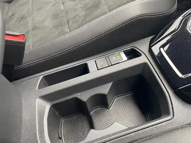 フォルクスワーゲン ＶＷ Ｔ－ロック TSI ブラックスタイル 東京都 2023(令5)年 1.5万km 青 2024年モデル/ワンオーナー/純正HDDナビ（AM・FM・BT・AppleCarPlay）/アダプティブクルーズコントロール/レーンキープアシストシステム/プリクラッシュブレーキシステム/ブラインドスポットアシスト/バックカメラ/横滑り防止装置/コーナーセンサー（前後）/オートライト/オートマチックハイビーム/ドライブレコーダー（前後）/パワーバックドア/純正18インチAW/純正LEDヘッドランプ/純正フロアマット/ブラックルーフレール/アイドリングストップ/ETC/保証書/取扱説明書/スペアキー有り（1本）