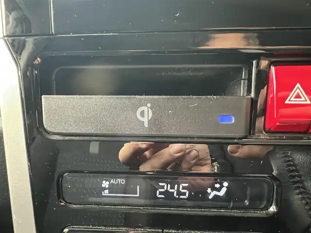 トヨタ ルーミー カスタムG－T 鹿児島県 2022(令4)年 5.5万km パールホワイトⅢ ワンオーナー/純正メモリナビ「NSZT-W68T」/　・DVD・SD・Bluetooth・フルセグTV/パノラミックビューモニター/ビルトインETC/社外前後ドラレコ「コムテック DC-DR652」/純正置くだけ充電/両側パワースライドドア（ウェルカムスイッチあり）/スマートアシスト/　・衝突回避支援ブレーキ/　・車線逸脱警報/　・アダプティブドライビングビーム/　・アダプティブクルーズコントロール/　・コーナーセンサー/純正LEDヘッドライト/純正LEDフォグランプ/オートライト/革巻きステアリング/ステアリングスイッチ/コンフォートパッケージ/　・前席シートヒーター/　・シートバックテーブル/リアサンシェード/純正15インチアルミホイール/電動オート格納ウインカー付ドアミラー/純正フロアマット/純正ドアバイザー/取扱説明書、新車保証書/スペアスマートキーX1本