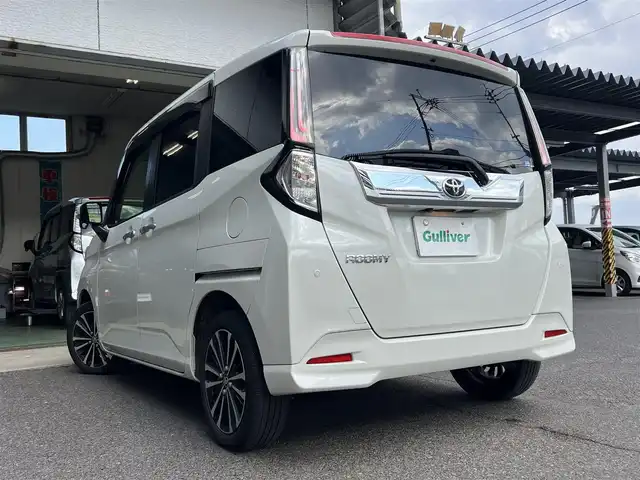 トヨタ ルーミー カスタムG－T 鹿児島県 2022(令4)年 5.5万km パールホワイトⅢ ワンオーナー/純正メモリナビ「NSZT-W68T」/　・DVD・SD・Bluetooth・フルセグTV/パノラミックビューモニター/ビルトインETC/社外前後ドラレコ「コムテック DC-DR652」/純正置くだけ充電/両側パワースライドドア（ウェルカムスイッチあり）/スマートアシスト/　・衝突回避支援ブレーキ/　・車線逸脱警報/　・アダプティブドライビングビーム/　・アダプティブクルーズコントロール/　・コーナーセンサー/純正LEDヘッドライト/純正LEDフォグランプ/オートライト/革巻きステアリング/ステアリングスイッチ/コンフォートパッケージ/　・前席シートヒーター/　・シートバックテーブル/リアサンシェード/純正15インチアルミホイール/電動オート格納ウインカー付ドアミラー/純正フロアマット/純正ドアバイザー/取扱説明書、新車保証書/スペアスマートキーX1本