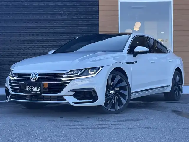 フォルクスワーゲン アルテオン TSI 4モーション Rラインアドバンス 栃木県 2018(平30)年 2.8万km オリックスホワイトパールエフェクト ヘッドアップディスプレイ/サンルーフ/黒革シート/パワーシート/シートヒーター/運転席マッサージ/ACC/フロントアシスト/レーンキープアシスト/ブラインドスポット/LEDヘッドライト/オートライト/パワーテールゲート/クリアランスソナー