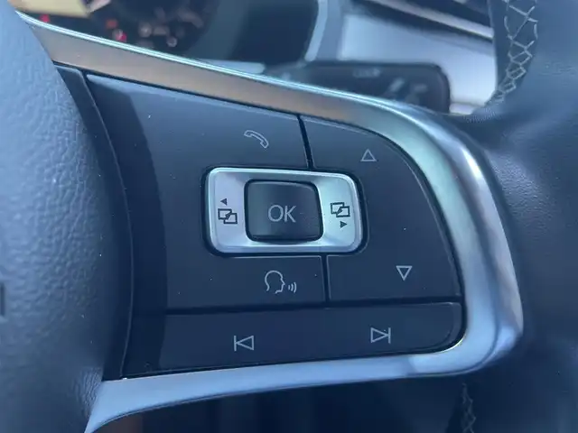 フォルクスワーゲン アルテオン TSI 4モーション Rラインアドバンス 栃木県 2018(平30)年 2.8万km オリックスホワイトパールエフェクト ヘッドアップディスプレイ/サンルーフ/黒革シート/パワーシート/シートヒーター/運転席マッサージ/ACC/フロントアシスト/レーンキープアシスト/ブラインドスポット/LEDヘッドライト/オートライト/パワーテールゲート/クリアランスソナー