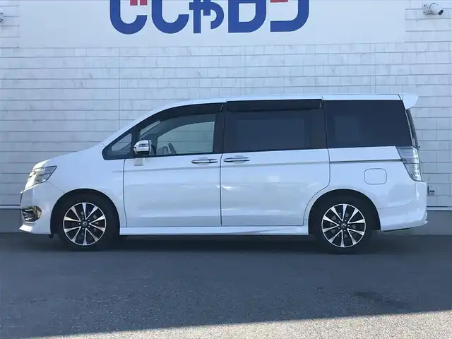 ホンダ ステップワゴン スパーダ Z クールS Iナビセレ 栃木県 2013(平25)年 12.2万km ホワイトオーキッドパール (株)IDOMが運営する【じしゃロン小山店】の自社ローン対象車両になります。こちらは現金ご利用時の価格です。/自社ローンご希望の方は別途その旨お申付け下さい。//禁煙車/純正フルセグナビ/（CD/DVD/AM/FMラジオ）/スマートキー/バックカメラ/ＥＴＣ/両側パワースライドドア/クルーズコントロール/フリップダウンモニター/アイドリングストップ/パドルシフト/ステアリングリモコン/電動格納ドアミラー/パワーウインドウ/防眩ミラー