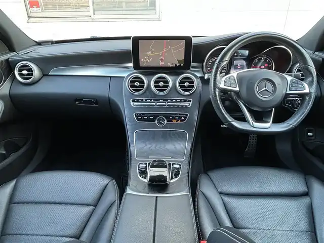 メルセデス・ベンツ Ｃ２２０ｄ 福岡県 2016(平28)年 7.7万km オブシディアンブラック 純正8.4インチHDDナビ/ (AM/FM/Bluetooth/CD/DVD/フルセグTV)/バックカメラ/走行安全システム/・PRE-SAFEブレーキ/・レーンキープアシスト/・アテンションアシスト/・クルーズコントロール/・オートライト/・クリアランスソナー/・コーナーセンサー/・ブラインドスポットアシスト/横滑り防止/ブレーキホールド/アイドリングストップ/純正18インチAW/前後ドライブレコーダーYupiteru【SN-TW90di】/ETC/革巻きステアリング/ステアリングスイッチ/パドルシフト/黒レザーシート/シートポジションメモリースイッチ/パワーシート(D/N席)/シートヒーター(D/N席)/トランクリッド/USB充電ソケット/電格ウィンカーミラー/プッシュスタート/純正フロアマット/スペアキー×1/保証書/取扱説明書