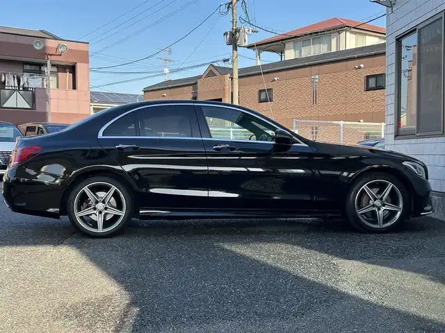 メルセデス・ベンツ Ｃ２２０ｄ 福岡県 2016(平28)年 7.7万km オブシディアンブラック 純正8.4インチHDDナビ/ (AM/FM/Bluetooth/CD/DVD/フルセグTV)/バックカメラ/走行安全システム/・PRE-SAFEブレーキ/・レーンキープアシスト/・アテンションアシスト/・クルーズコントロール/・オートライト/・クリアランスソナー/・コーナーセンサー/・ブラインドスポットアシスト/横滑り防止/ブレーキホールド/アイドリングストップ/純正18インチAW/前後ドライブレコーダーYupiteru【SN-TW90di】/ETC/革巻きステアリング/ステアリングスイッチ/パドルシフト/黒レザーシート/シートポジションメモリースイッチ/パワーシート(D/N席)/シートヒーター(D/N席)/トランクリッド/USB充電ソケット/電格ウィンカーミラー/プッシュスタート/純正フロアマット/スペアキー×1/保証書/取扱説明書