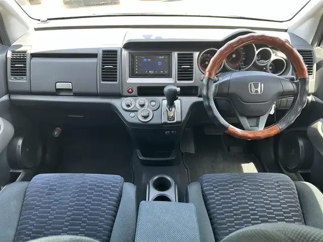 ホンダ クロスロード 18L HID エディション 大阪府 2008(平20)年 9.7万km ナイトホークブラックパール 社外ディスプレイオーディオ/　【Bluetooth／AM・FM/Alexa/バックカメラ/3列シート/conmecivity/純正HID/純正フォグランプ/電格ミラー/ETC