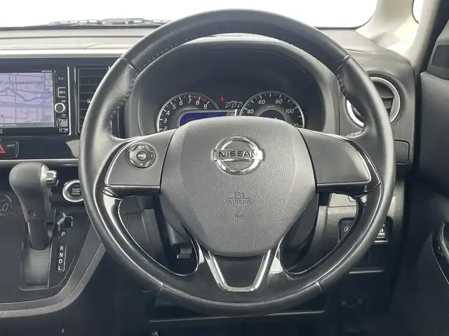 日産 デイズ ルークス HWS X Vセレクション 福岡県 2016(平28)年 4.7万km チタニウムグレーメタリック 純正ナビ（ＭＭ３１６Ｄ－Ｗ）　アラウンドビューモニター　エマージェンシーブレーキ　両側パワースライドドア　ＨＩＤヘッドライト　スマートキー　プッシュスタート　フルセグテレビ　ＣＤ／ＤＶＤ再生　純正ＡＷ