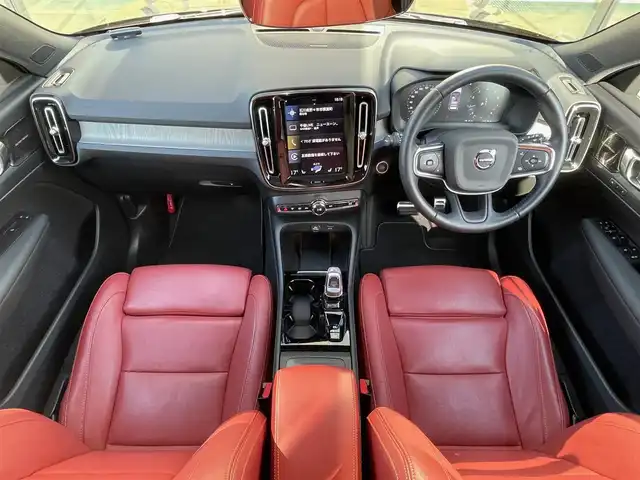 ボルボ ＸＣ４０ T4 AWD インスクリプション 石川県 2020(令2)年 5.2万km オニキスブラックP 純正メモリナビ/（フルセグ/Bluetooth）/衝突回避/自動駐車/全方位カメラ/クリアランスソナー/クルーズコントロール/パワーバックドア/パノラマガラスルーフ/プレミアムサウンド/レッドレザー/シートヒーター/パワーシート/LEDヘッドライト/純正AW