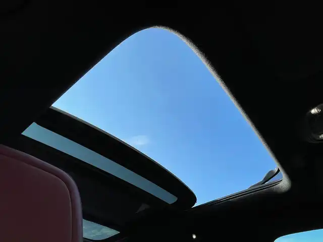 ボルボ ＸＣ４０ T4 AWD インスクリプション 石川県 2020(令2)年 5.2万km オニキスブラックP 純正メモリナビ/（フルセグ/Bluetooth）/衝突回避/自動駐車/全方位カメラ/クリアランスソナー/クルーズコントロール/パワーバックドア/パノラマガラスルーフ/プレミアムサウンド/レッドレザー/シートヒーター/パワーシート/LEDヘッドライト/純正AW