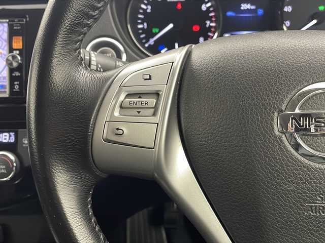 日産 エクストレイル ハイブリッド 20X エマージェンシーブレーキ 栃木県 2016(平28)年 4.6万km ダークメタルグレー ワンオーナー/エマージェンシーブレーキ/コーナーセンサー/シートヒーター/純正SDナビ/　(AM/FM/CD/DVD/TV/SD/Bluetooth)/バックカメラ/フルセグTV/パワーバックドア /革巻きステアリング/ETC/LEDヘッドライト/オートライト/フォグランプ/スマートキー/スペアキー/プッシュスタート/純正フロアマット/電動格納ミラー/ウィンカーミラー