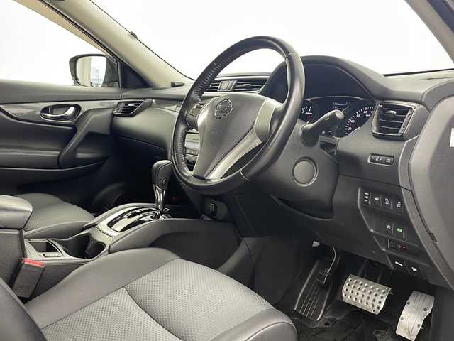 日産 エクストレイル ハイブリッド 20X エマージェンシーブレーキ 栃木県 2016(平28)年 4.6万km ダークメタルグレー ワンオーナー/エマージェンシーブレーキ/コーナーセンサー/シートヒーター/純正SDナビ/　(AM/FM/CD/DVD/TV/SD/Bluetooth)/バックカメラ/フルセグTV/パワーバックドア /革巻きステアリング/ETC/LEDヘッドライト/オートライト/フォグランプ/スマートキー/スペアキー/プッシュスタート/純正フロアマット/電動格納ミラー/ウィンカーミラー