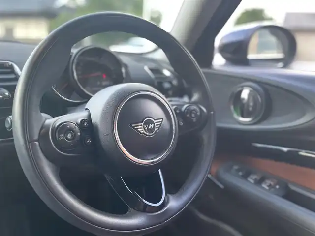 ＭＩＮＩ ＢＭＷ ミニ クラブマン クーパーD 栃木県 2020(令2)年 4万km ミッドナイト・ブラック・メタリック ワンオーナー /茶レザーシート /パワーシート /シートヒーター /インテリジェントセーフティ/コンフォートアクセス/ナビ/バックカメラ/ミラーETC/LEDヘッドライト/オートライト/パークディスタンスコントロール/アクティブクルーズコントロール
