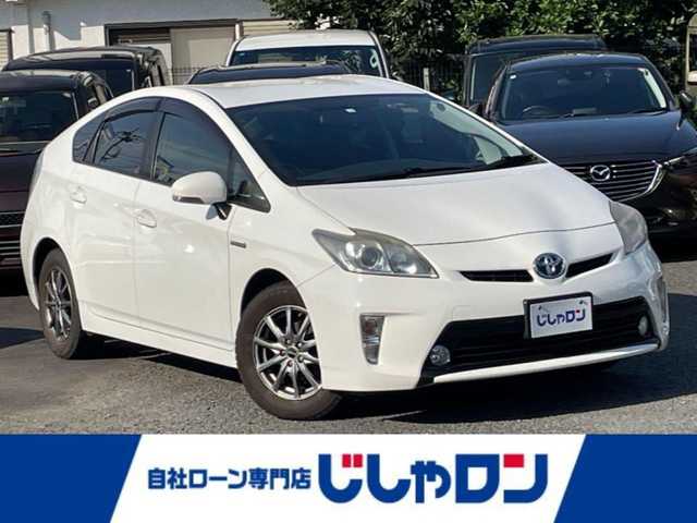 トヨタ プリウス S 埼玉県 2012(平24)年 12.2万km スーパーホワイトⅡ (株)IDOMが運営する【じしゃロン川越店】の自社ローン専用車両になります。こちらは現金またはオートローンご利用時の価格です。自社ローンご希望の方は別途その旨お申付け下さい/禁煙車/純正ＳＤナビ（ＮＳＺＴ－Ｗ６１Ｇ）/Ｂカメラ/フルセグ/Ｂｌｕｅｔｏｏｔｈ/ＣＤ／ＤＶＤ/ＥＴＣ　/オートライト/ＨＩＤ/社外１５インチアルミホイール/スマートキー/プッシュスタート
