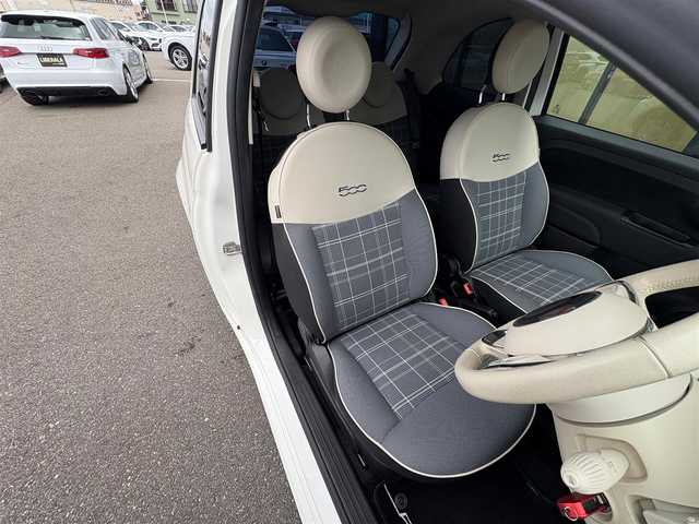 フィアット ５００ スーパーポップチェントヴェンティ 石川県 2019(令1)年 6万km ビアンコ・ガーラ 特別仕様車/ディスプレイオーディオ/AppleCarPlay/Bluetooth/バックカメラ/ドライブレコーダー/ETC/アイドリングストップ /横滑り防止装置/革巻きステアリング/ステアリングリモコン