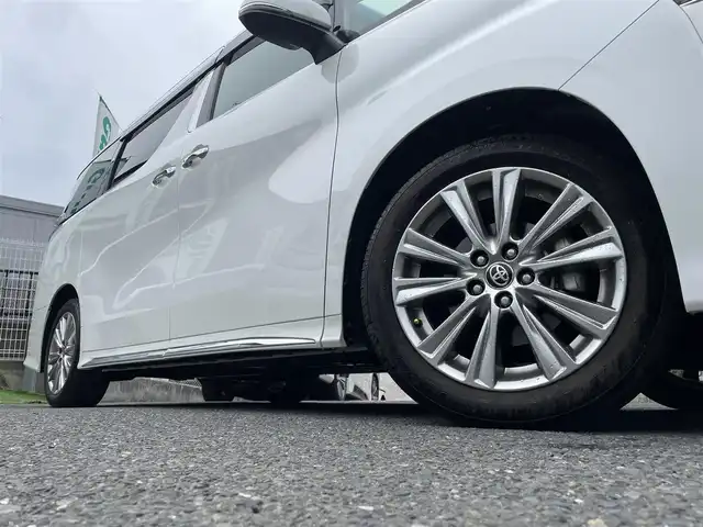 トヨタ ヴェルファイア Z ゴールデンアイズ 宮城県 2021(令3)年 1.5万km ホワイトパールクリスタルシャイン ワンオーナー/純正ディスプレイオーディオ　ナビ機能付き/　（AM/FM/CD/DVD/Bluetooth)/バックカメラ/両側パワースライドドア/コーナーセンサー/レーダークルーズコントロール/プリクラッシュセーフティ/レーンキープアシスト/横滑り防止装置/ハーフレザーシート/レザー調シートカバー/HIDヘッドライト/オートライト/オートマチックハイビーム/パワーバックドア/前後ドライブレコーダー/ビルトインETC/プッシュスタート/スマートキー/スペアキーあり/純正AW付き夏タイヤ（225/50/R18）/社外AW付き冬タイヤ積込み（225/60/R17）