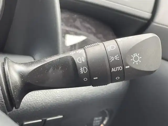 トヨタ ヴェルファイア Z ゴールデンアイズ 宮城県 2021(令3)年 1.5万km ホワイトパールクリスタルシャイン ワンオーナー/純正ディスプレイオーディオ　ナビ機能付き/　（AM/FM/CD/DVD/Bluetooth)/バックカメラ/両側パワースライドドア/コーナーセンサー/レーダークルーズコントロール/プリクラッシュセーフティ/レーンキープアシスト/横滑り防止装置/ハーフレザーシート/レザー調シートカバー/HIDヘッドライト/オートライト/オートマチックハイビーム/パワーバックドア/前後ドライブレコーダー/ビルトインETC/プッシュスタート/スマートキー/スペアキーあり/純正AW付き夏タイヤ（225/50/R18）/社外AW付き冬タイヤ積込み（225/60/R17）