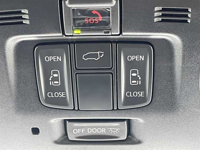 トヨタ ヴェルファイア Z ゴールデンアイズ 宮城県 2021(令3)年 1.5万km ホワイトパールクリスタルシャイン ワンオーナー/純正ディスプレイオーディオ　ナビ機能付き/　（AM/FM/CD/DVD/Bluetooth)/バックカメラ/両側パワースライドドア/コーナーセンサー/レーダークルーズコントロール/プリクラッシュセーフティ/レーンキープアシスト/横滑り防止装置/ハーフレザーシート/レザー調シートカバー/HIDヘッドライト/オートライト/オートマチックハイビーム/パワーバックドア/前後ドライブレコーダー/ビルトインETC/プッシュスタート/スマートキー/スペアキーあり/純正AW付き夏タイヤ（225/50/R18）/社外AW付き冬タイヤ積込み（225/60/R17）