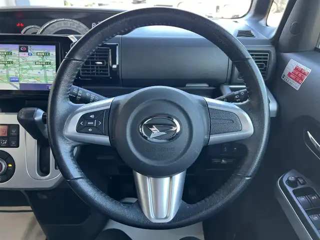 ダイハツ ウェイク G SA 兵庫県 2015(平27)年 8万km ブラックマイカメタリック 純正SDナビ/【CD/DVD/Bluetooth】/バックカメラ/アイドリングストップ/LEDヘッドライト/純正15インチアルミ/社外ETC/純正フロアマット/横滑り防止装置/衝突被害軽減システム/両側パワースライドドア