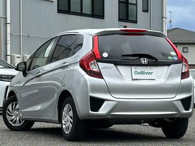 ホンダ フィット 13G Fパッケージ 宮城県 2016(平28)年 9.8万km アラバスターシルバーメタリック 前後ドラレコ//社外ＳＤナビ（ＤＶＤ、ＣＤ、ＦＭ、ＡＭ、ワンセグＴＶ）//純正フロアマット//ＥＴＣ//スマートキー//横滑り防止機能//プッシュスタート