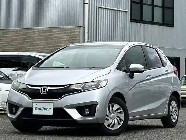 ホンダ フィット 13G Fパッケージ 宮城県 2016(平28)年 9.8万km アラバスターシルバーメタリック 前後ドラレコ//社外ＳＤナビ（ＤＶＤ、ＣＤ、ＦＭ、ＡＭ、ワンセグＴＶ）//純正フロアマット//ＥＴＣ//スマートキー//横滑り防止機能//プッシュスタート