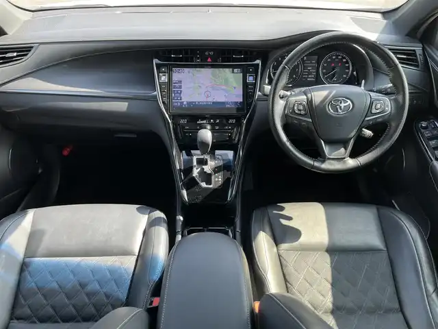 トヨタ ハリアー プレミアム スタイルノアール 岡山県 2020(令2)年 6.7万km ホワイトパールクリスタルシャイン 登録時走行距離66623km/TRDエアロ/アルパイン10インチナビ/フルセグTV(AM.FM.CD.DVD.TV.BT)/バックカメラ/ETC/ドライブレコーダー/クリアランスソナー/衝突軽減ブレーキ/横滑り防止装置/レーダークルーズコントロール/レーンキープアシスト/オートライト/オートマチックハイビーム/アイドリングストップ/電動リアゲート/18インチ純正AW/純正フロアマット/黒革シート/D席パワーシート