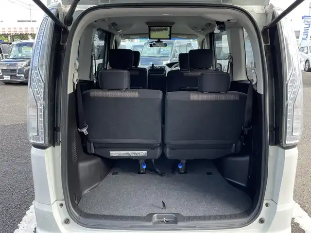 日産 セレナ ハイウェイスター Sハイブリッド 徳島県 2014(平26)年 8.6万km ブリリアントホワイトパール (株)IDOMが運営する【じしゃロン徳島店】の自社ローン専用車両になりますこちらは現金またはオートローンご利用時の価格です。/自社ローンご希望の方は別途その旨お申付け下さい”										/										/										エマージェンシーブレーキ　/レーンキープアシスト/純正８型ナビゲーション　/（フルセグ/CD/DVD/SD/BT)/バックカメラ　/フリップダウンモニター　/社外ドライブレコーダー/クルーズコントロール/ＥＴＣ　/トラクションコントロール/ＬＥＤヘッドライト　/フォグランプ/ウィンカーミラー/革巻きステアリング/クルーズコントロール　/プッシュスタート　/スマートキー　/アイドリングストップ/電動格納ミラー/エコモード切替/Wエアバック/純正フロアマット/サイドバイザー