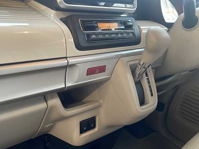 スズキ スペーシア HYBRID X 秋田県 2019(平31)年 2.1万km オフブルーメタリック/ホワイト2トーン ワンオーナー/４WD/SDナビ/CD　DVD　BT　ラジオ　DTV　SD/全方位カメラ/両側パワースライドドア/ETC/エンジンスターター/スペアキー/レーダーブレーキサポート/レーンディパーチャアラート/運転席＆助手席シートヒーター/スマートキー/プッシュスタート/スペアキー/オートライト/アイドリングストップ/横滑り防止装置/保証書/取扱説明書