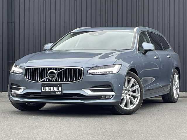 ボルボ Ｖ９０ D4 インスクリプション 福島県 2018(平30)年 2万km 青 外装色：マッセルブルーメタリック（721）/ACC/レーンキープ/ブラインドスポット/ヘッドアップディスプレイ/Harman Kardon/白革シート/パワーシート/全席シートヒーター /前席ベンチレーション/ステアリングヒーター/純正ナビ/フルセグTV/AppleCarPlay/360°カメラ/ETC/LEDヘッドライト/電動リアゲート/フットオープナー/純正18インチAW/コーナーセンサー