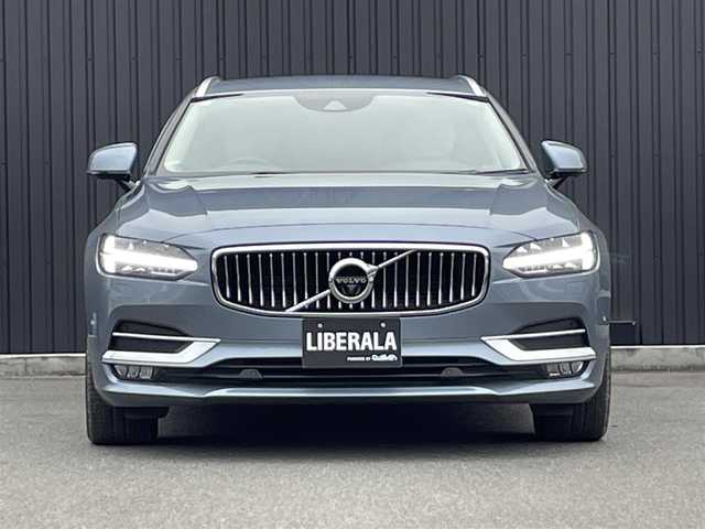 ボルボ Ｖ９０ D4 インスクリプション 福島県 2018(平30)年 2万km 青 外装色：マッセルブルーメタリック（721）/ACC/レーンキープ/ブラインドスポット/ヘッドアップディスプレイ/Harman Kardon/白革シート/パワーシート/全席シートヒーター /前席ベンチレーション/ステアリングヒーター/純正ナビ/フルセグTV/AppleCarPlay/360°カメラ/ETC/LEDヘッドライト/電動リアゲート/フットオープナー/純正18インチAW/コーナーセンサー