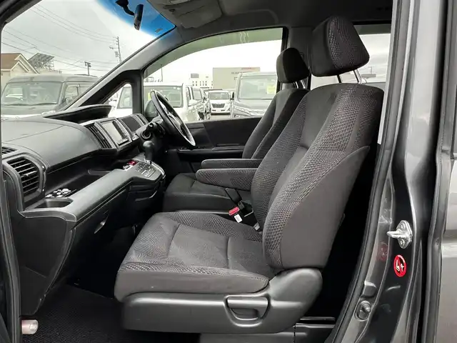 ホンダ ステップワゴン スパーダ Z 道央・札幌 2011(平23)年 14.3万km ポリッシュドメタルメタリック ４WD/ワンオーナー/寒冷地仕様/純正HDDナビ/AM/FM/DVD/CD/ワンセグ/純正フリップダウンモニター/横滑り防止装置/バックカメラ/ビルトインETC/ワイパーデアイサー/ECON/両側パワースライドドア/革巻きステアリング/ステアリングリモコン/パドルシフト/MTモード付AT/スマートキー/ハロゲンヘッドライト/オートライト/フォグランプ/電動格納ミラー/ヒーテッドドアミラー/ウィンカーミラー/純正フロアマット/ドアバイザー/スペアキー/社外エンジンスターター/社外AW付冬タイヤ積込/205/65/R15/2022年/山7mm
