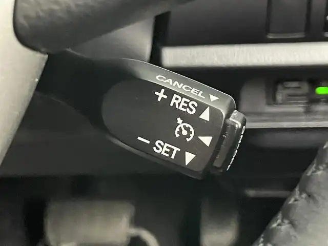 トヨタ ヴォクシー ハイブリッド ZS 煌Ⅲ 愛知県 2021(令3)年 4.4万km ブラック 社外１１型ナビ　社外後席モニター　禁煙　バックカメラ　シートヒーター　両側パワスラ　前後ドラレコ　ＥＴＣ　セーフティセンス　衝突軽減　レーンキープ　ＬＥＤオートライト　黒ハーフレザー　フルセグ　ＤＶＤ