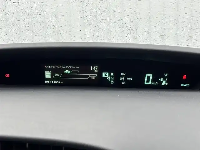 トヨタ プリウス S 滋賀県 2014(平26)年 11.2万km ライトパープルマイカ ワンオーナー/純正ナビ/・Bluetooth/フルセグ/・CD/DVD/バックカメラ/ステアリングリモコン/ETC/トノカバー/電動格納ミラー/HIDオートライト/フォグライト/スマートキー