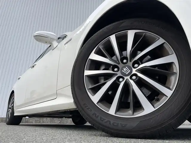 トヨタ クラウン ハイブリッド S Cパッケージ 福岡県 2019(平31)年 3.2万km ホワイトパールクリスタルシャイン 黒革シート/トヨタセーフティセンス/PCS/LDA/クリアランスソナー/メーカーナビ/フルセグTV/CD/DVD/BT/SD/AUX/USB/全周囲カメラ/レーダークルーズコントロール/ＢＳＭ/ステアリングヒーター/前席シートヒーター／ベンチレーション/前席パワーシート/パドルシフト/HUD/パーキングアシスト/ビルトインETC/AC100V/LEDオートライト/オートハイビーム/フォグランプ/スマートキー/プッシュスタート/電動パーキング/ブレーキホールド/ステアリングリモコン/電格ミラー