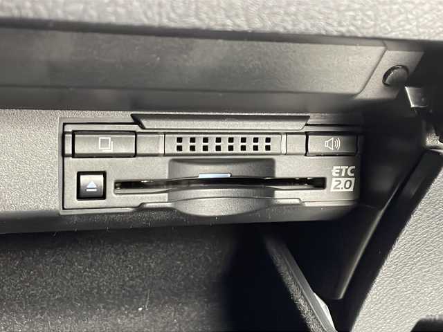 レクサス ＲＸ 450h バージョンL 愛知県 2017(平29)年 4.6万km グラファイトブラックガラスフレーク /禁煙車//ワンオーナー車//純正ナビ//フルセグTV/AMFM/CD/DVD/ブルーレイ/Bluetooth/SD/USB/AUX//ビルトインETC2.0//レーダー探知機(ZERO703V)//パノラミックビューモニター//バックカメラ//チルト&スライド電動ムーンルーフ//レクサスセーフティシステム+//アダプティブクルーズコントロール//ブラインドスポットモニター//前後クリアランスソナー//LEDヘッドライト//オートライト//LEDフォグランプ//パワーバックドア//ヘッドアップディスプレイ//本革シート//運転席・助手席パワーシート(ポジションメモリー付)//運転席・助手席シートヒーター&ベンチレーション//後席シートヒーター//後席サンシェード//黒木目調パネル//本革&黒木目調コンビステアリング//ステアリングスイッチ//ステアリングヒーター//電子パーキングブレーキ//ブレーキホールド//純正20インチアルミホイール//タイヤ空気圧警告//純正フロアマット//純正ドアバイザー//プッシュスタート//電動格納ミラー//新車保証書・取扱説明書//スペアキー