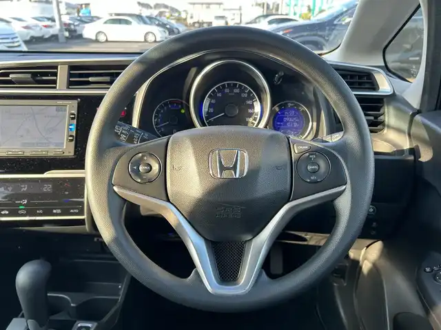 ホンダ フィット 13G Lパッケージ 宮城県 2016(平28)年 4.6万km ブリリアントスポーティブルーメタリック2トーン 純正SDナビ/（VXM-174VFXi）/フルセグTV/前方ドライブレコーダー/ETC/バックカメラ/スマートキー/社外17インチアルミホイール