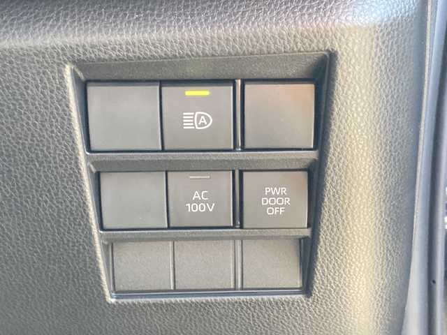 トヨタ ノア ハイブリッド S－Z 佐賀県 2023(令5)年 2.1万km スパークリングブラックパールクリスタルシャイン モデリスタエアロ/純正10.5インチディスプレイオーディオ/パノラマミックビューモニター/快適利便パッケージ/・パワーバックドア/・2列目シートヒーター/・ステアリングヒーター/・オットマン/プリクラッシュセーフティ/レーンディパーチャーアラート/オートハイビーム/アダプティブクルーズコントロール/パーキングアシスト/Advanced Drive/フロントクロストラフィックアラート/レーンチェンジアシスト/ブラインドスポットモニター/クリアランスソナー/ドライバーモニター/両側パワースライドドア/電動パーキングブレーキ/オートブレーキホールド/ハーフレザーシート/ドライブレコーダー/ステアリングリモコン/ビルトインETC2.0/プッシュスタート/スマートキー/LEDヘッドライト/フォグライト/純正アルミホイール