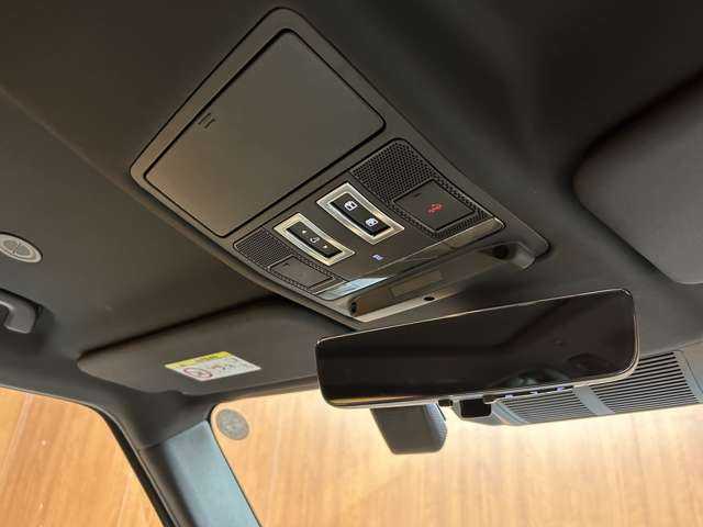 ランドローバー ランドローバー ディフェンダー 110X 千葉県 2022(令4)年 4万km 茶 スライディングパノラミックルーフ　/マトリクスＬＥＤヘッドライト　/コンビレザーシート　/コールドクライメートパック　/３６０°カメラ　/サイドステップ　/エアサスペンション　/ＡＣＣ　/ＨＵＤ　/シートヒーター