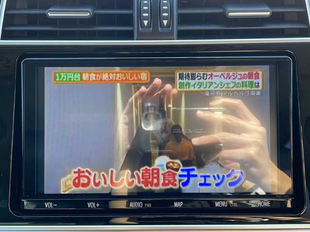 トヨタ ランドクルーザー プラド TX Lパッケージ 岩手県 2023(令5)年 2.3万km ホワイトパールクリスタルシャイン 純正SDナビ/AM/FM/CD/DVD/Bluetooth/フルセグTV/バックカメラ/サンルーフ/ドライブレコーダー/レーダークルーズコントロール/衝突被害軽減ブレーキ/レーンキープアシスト/横滑り防止装置/アイドリングストップ/パワーシート/シートヒーター/オートライト/オートハイビーム/LEDヘッドライト/スマートキー/プッシュスタート/電動格納ミラー/純正17インチAW/純正フロアマット/保証書/取扱説明書”