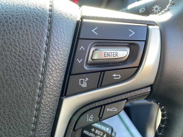 トヨタ ランドクルーザー プラド TX Lパッケージ 岩手県 2023(令5)年 2.3万km ホワイトパールクリスタルシャイン 純正SDナビ/AM/FM/CD/DVD/Bluetooth/フルセグTV/バックカメラ/サンルーフ/ドライブレコーダー/レーダークルーズコントロール/衝突被害軽減ブレーキ/レーンキープアシスト/横滑り防止装置/アイドリングストップ/パワーシート/シートヒーター/オートライト/オートハイビーム/LEDヘッドライト/スマートキー/プッシュスタート/電動格納ミラー/純正17インチAW/純正フロアマット/保証書/取扱説明書”