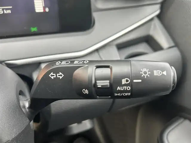 日産 ノート X 福岡県 2022(令4)年 4.5万km ピンク メーカーオプションナビ(AM/FM/フルセグ/Bluetooth/HDMI)/全方位カメラ/D席シートヒーター/デジタルインナーミラー/ステアリングヒーター/エマージェンシーブレーキ/コーナーセンサー/後方支援システム/純正ドラレコ/ETC2.0/LEDヘッドライト/オートマチックハイビーム/オートライト/純正フロアマット/プッシュスタート/電格ミラー