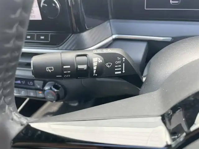 日産 ノート X 千葉県 2021(令3)年 3.2万km バーガンディー プロパイロット/　衝突軽減ブレーキ/レーンキープアシスト/　レーダークルーズコントロール/オートハイビーム/　クリアランスソナー/ブラインドスポットモニター/純正メーカーディスプレイナビ/　フルセグ/BT/USB/カープレイ/アラウンドビューモニター/ステアリングスイッチ/ETC2.0/シートヒーター(D/N席)/ステアリングヒーター/LEDヘッドライト/オートライト/フォグライト/電動パーキングブレーキ/スマートキー/プッシュスタート/純正フロアマット/純正ホイール