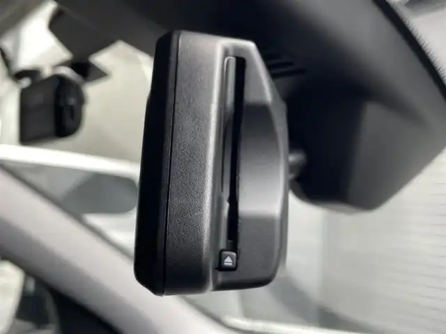 ＢＭＷ １１８ｄ プレイ エディションジョイ+ 三重県 2020(令2)年 3.7万km アルピンホワイトⅢ コンフォートＰＫＧ　/ナビＰＫＧ　/ＬＥＤライト　/カープレイ　/オートマチックテールゲート　/ＡＣＣ　/インテリジェントセーフティー/コンフォートアクセス　/ワイヤレスチャージ　/純正１６ＡＷ　/純正ナビ　/バックカメラ　/ＥＴＣ/純正前後ドラレコ