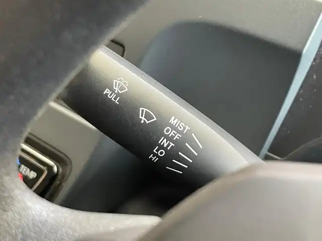 トヨタ アクア L 岩手県 2020(令2)年 9.6万km スーパーホワイトⅡ トヨタセーフティセンスC/プリクラッシュセーフティ/レーンディパーチャーアラート/オートマチックハイビーム/先行車発進告知機能/横滑り防止装置/ヘッドライトレベライザー/社外ナビ/Bluetooth接続機能/ETC/ドライブレコーダー/オートエアコン/15インチスチールホイール/純正ホイールキャップ